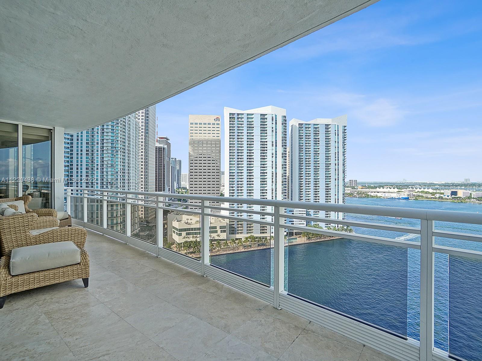 Apartments & Condos For Rent in Brickell Key Miami