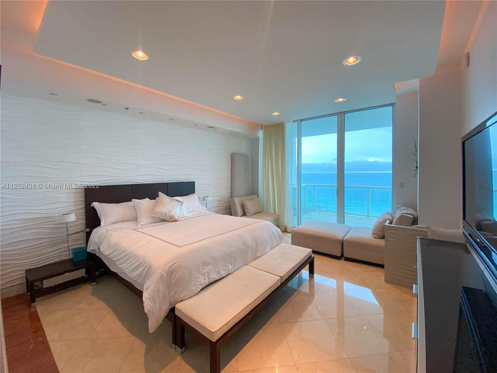 image Continuum South Beach North Tower12