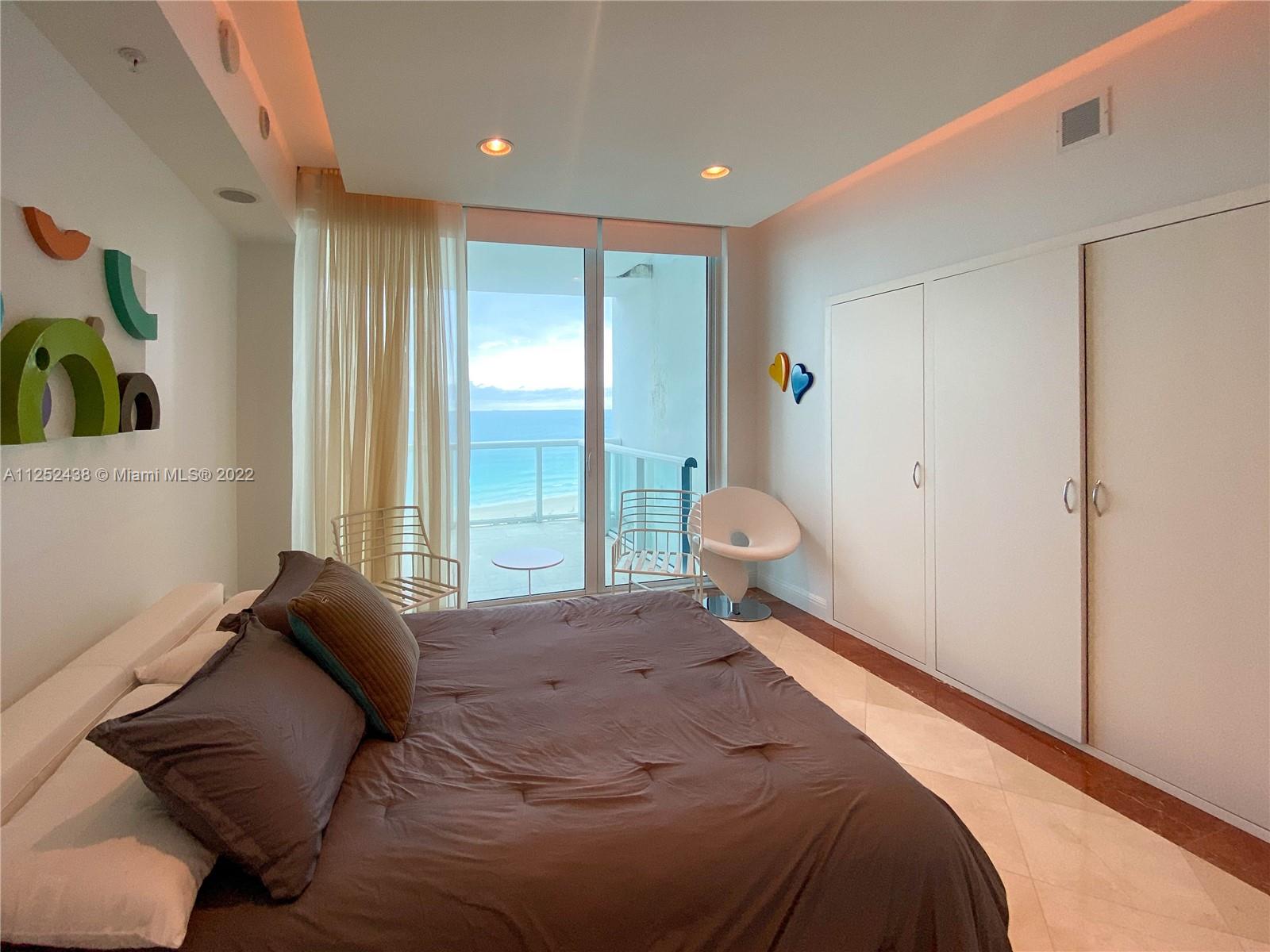 image Continuum South Beach North Tower15