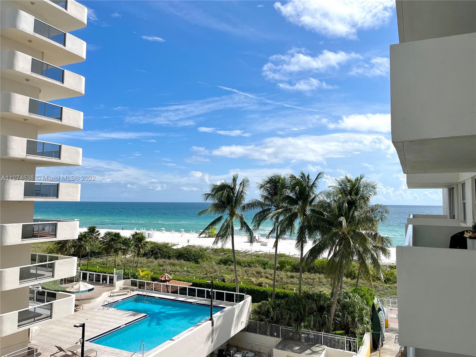 5701 Collins Ave #517