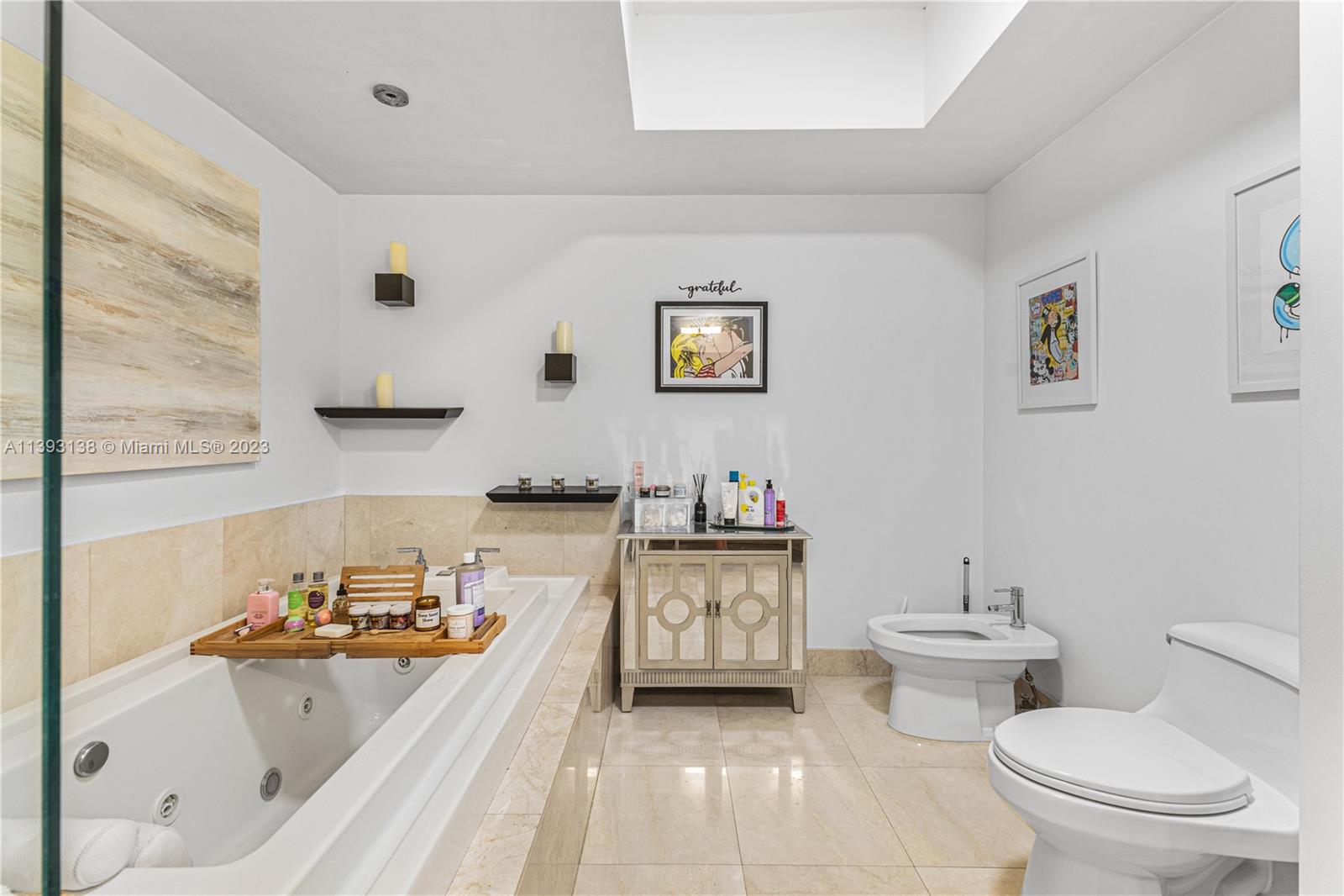 218 SE 14th St #2103 Miami, FL 33131