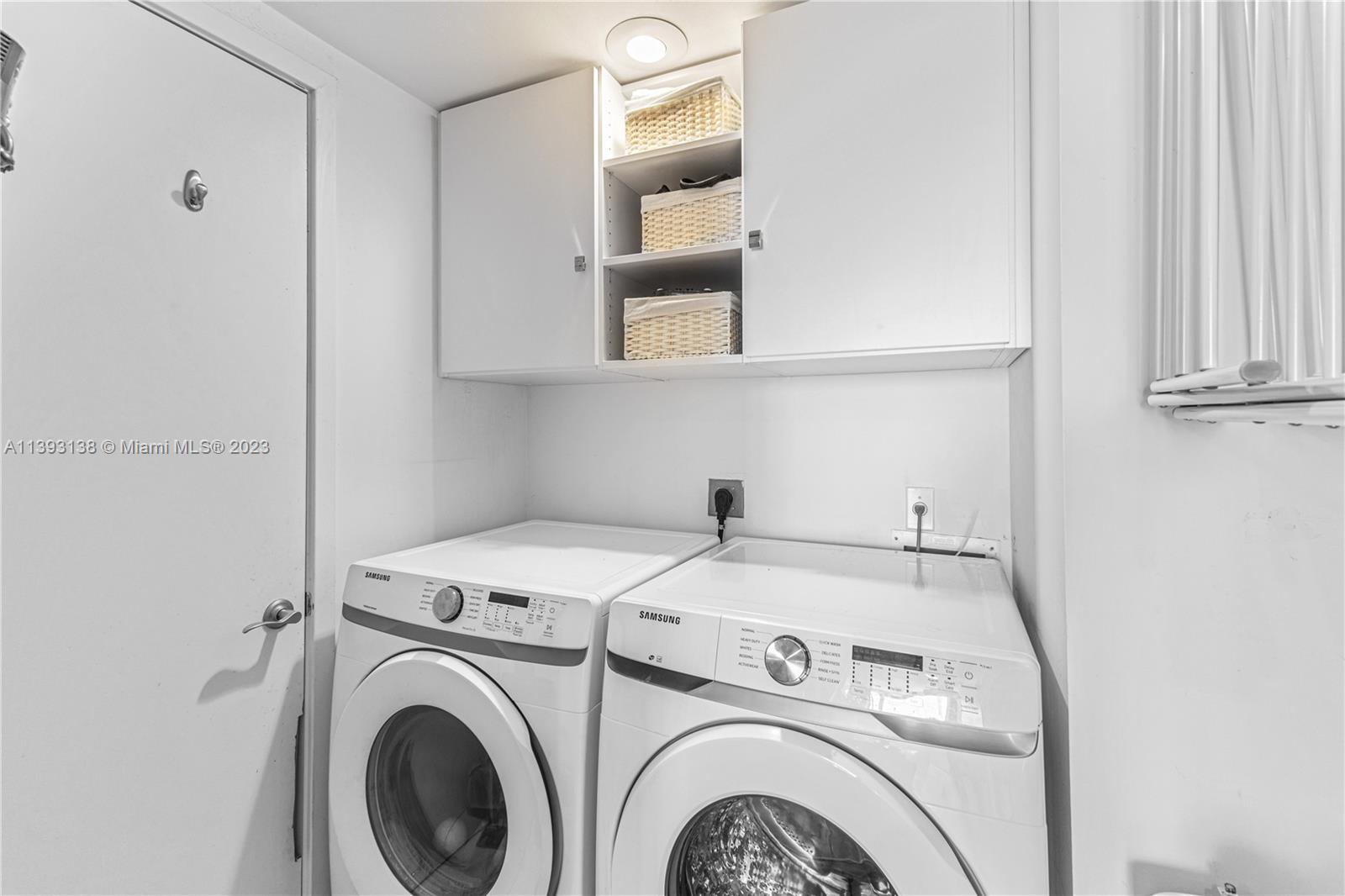 218 SE 14th St #2103 Miami, FL 33131