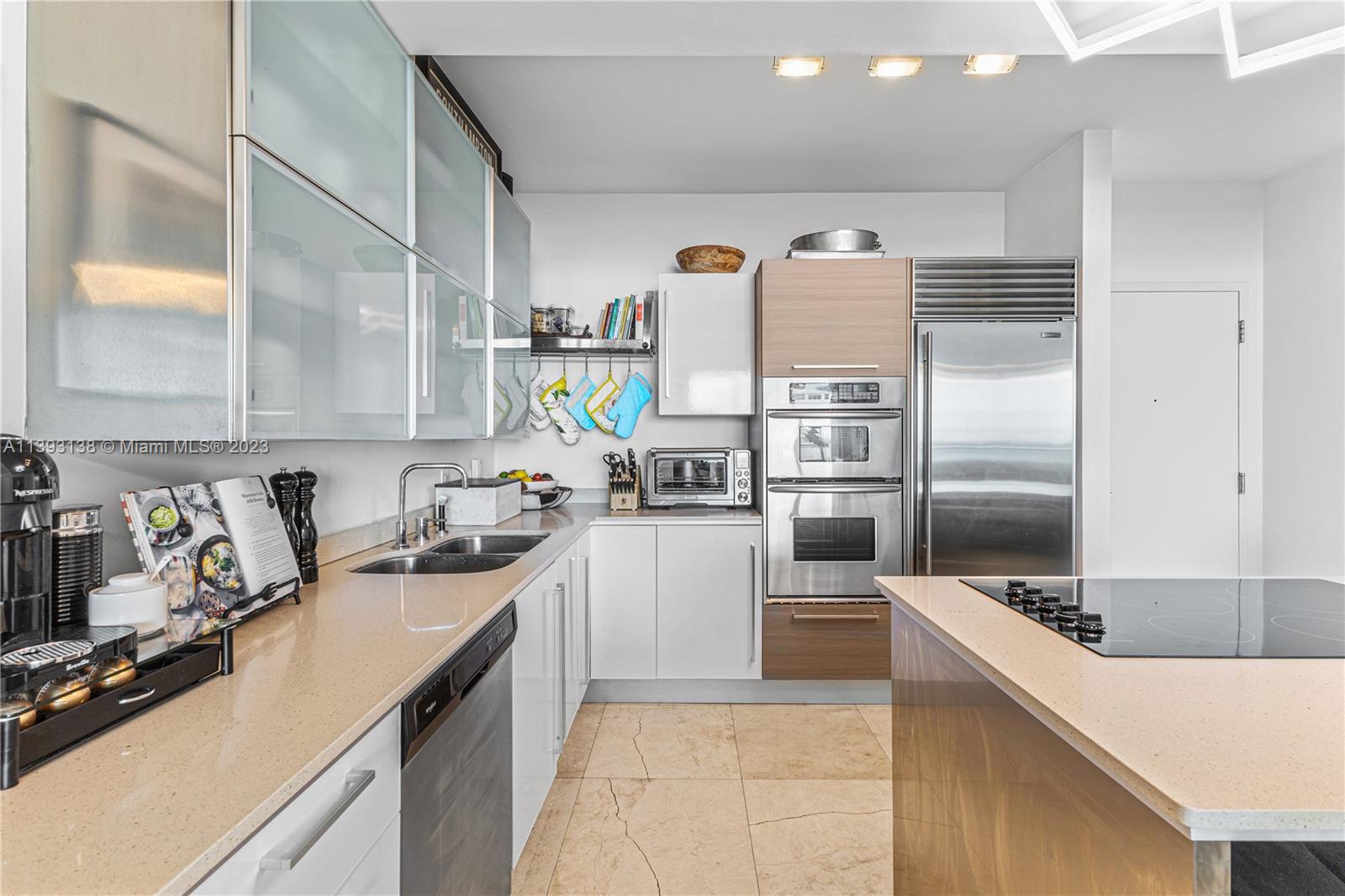 218 SE 14th St #2103 Miami, FL 33131