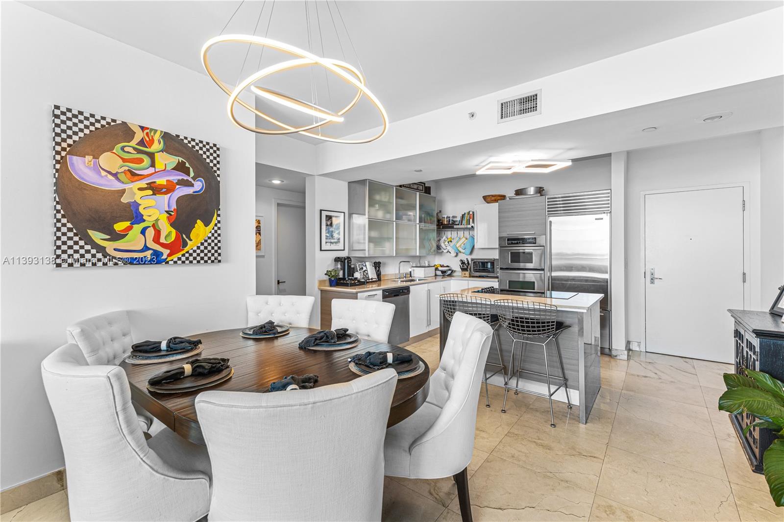 218 SE 14th St #2103 Miami, FL 33131