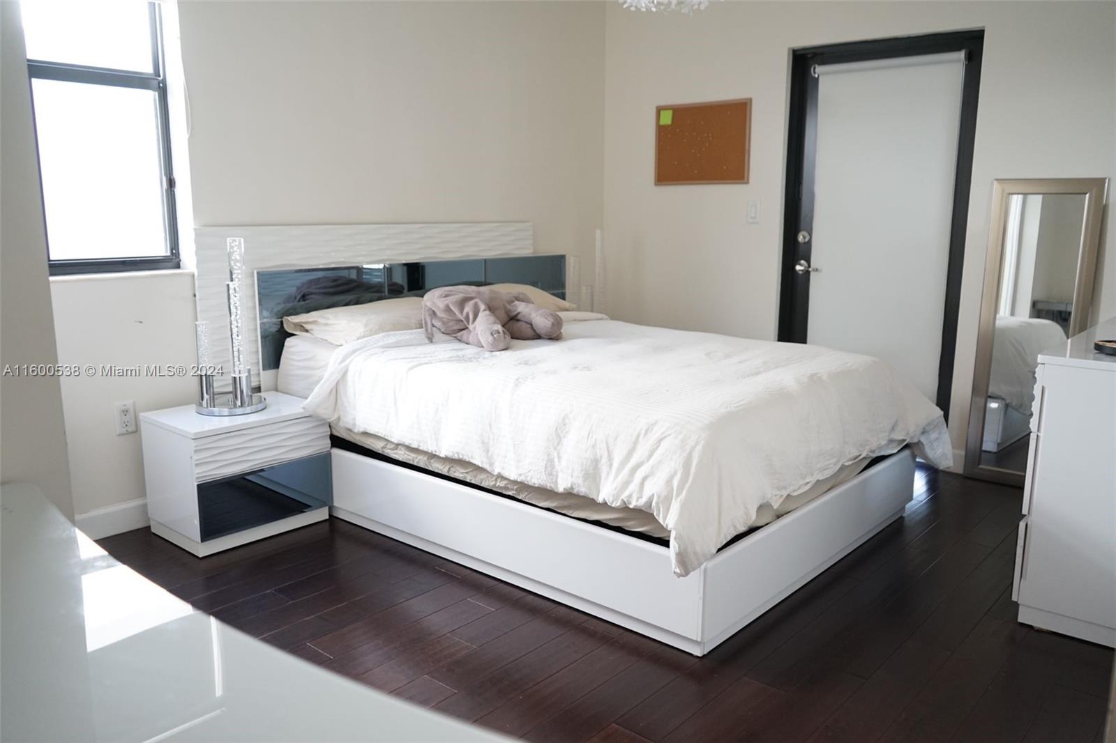 10301 NW 70th Ln #10301 Doral, FL 33178