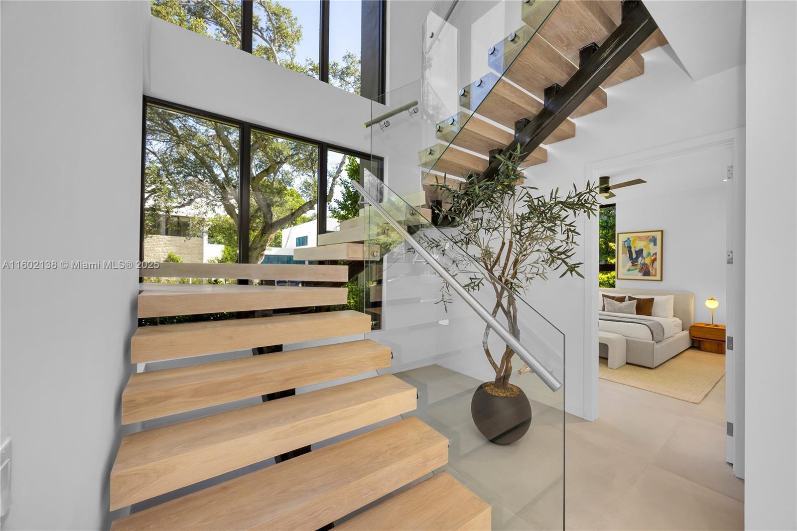 4090 Hardie Ave Miami, FL 33133