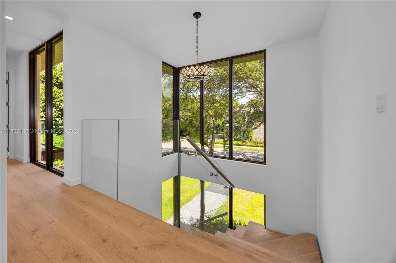 4090 Hardie Ave Miami, FL 33133