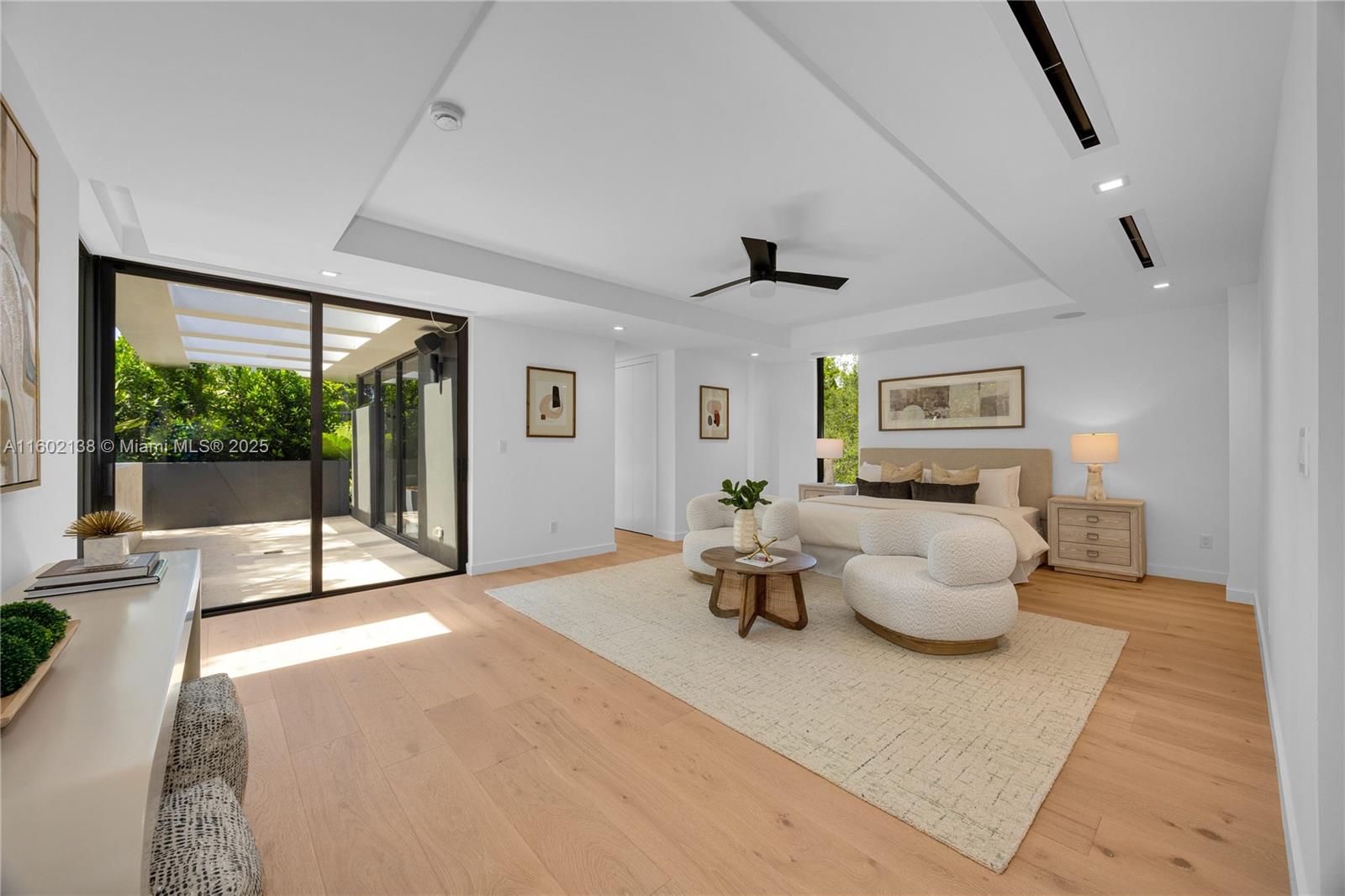 4090 Hardie Ave Miami, FL 33133