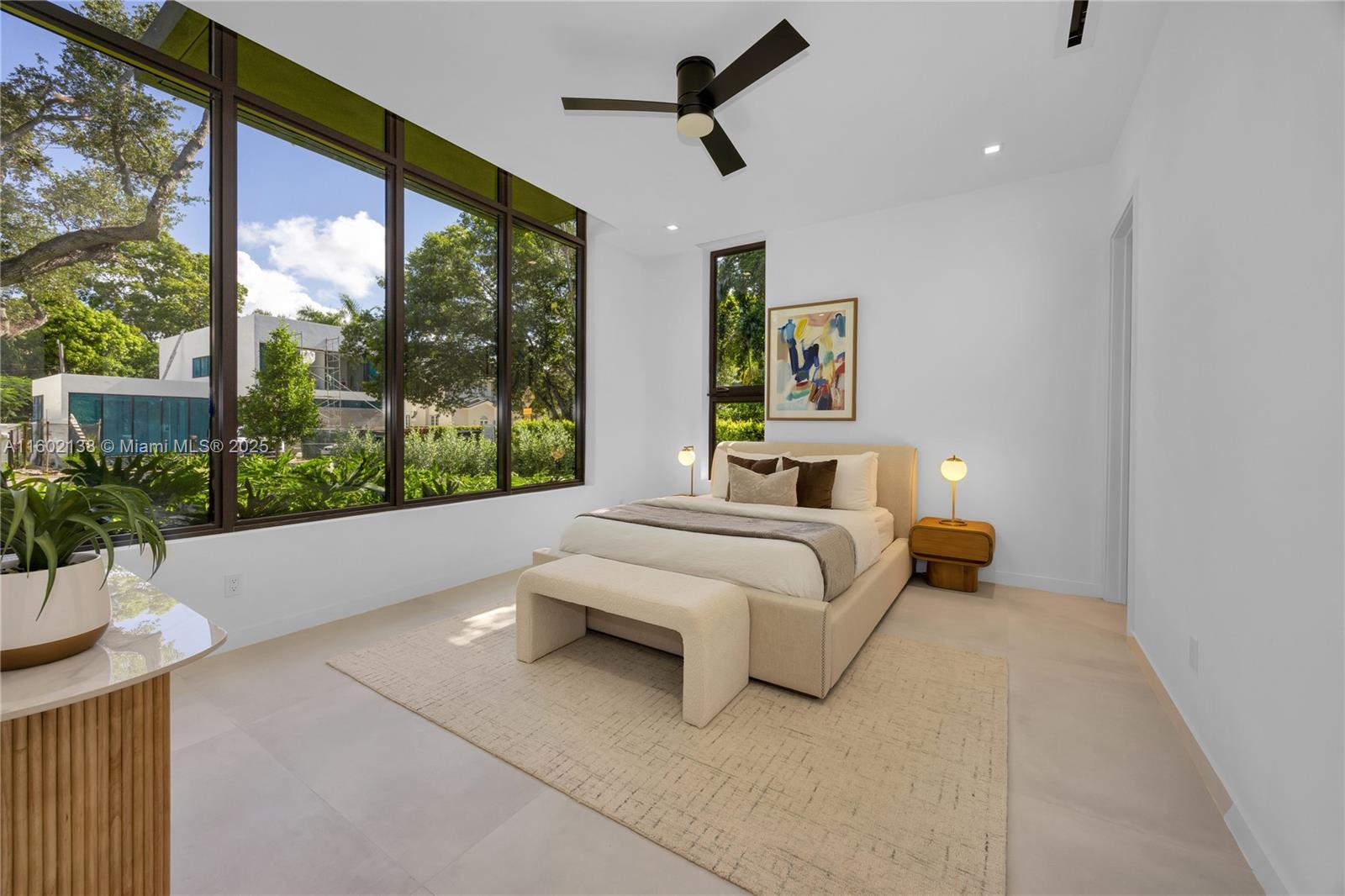 4090 Hardie Ave Miami, FL 33133