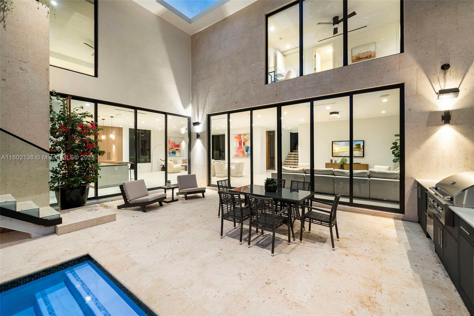 4090 Hardie Ave Miami, FL 33133