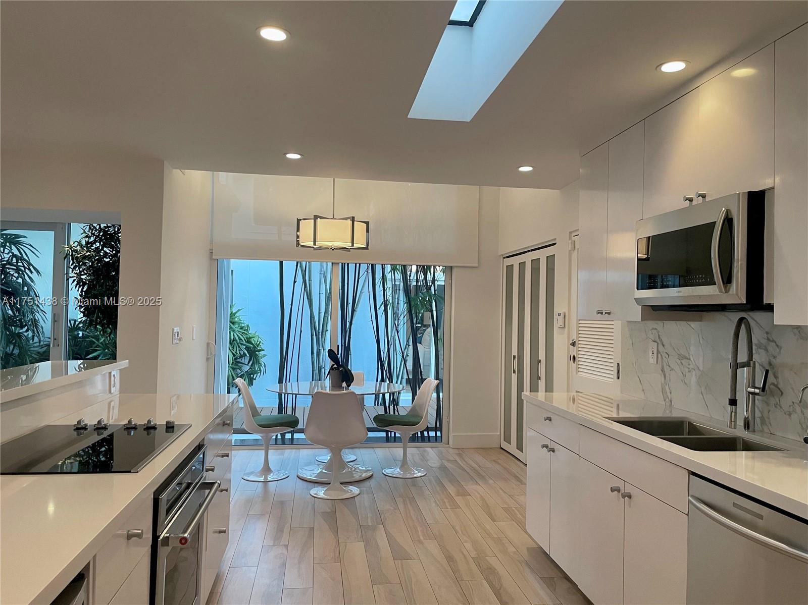 1701 SE 11th St Fort Lauderdale, FL 33316