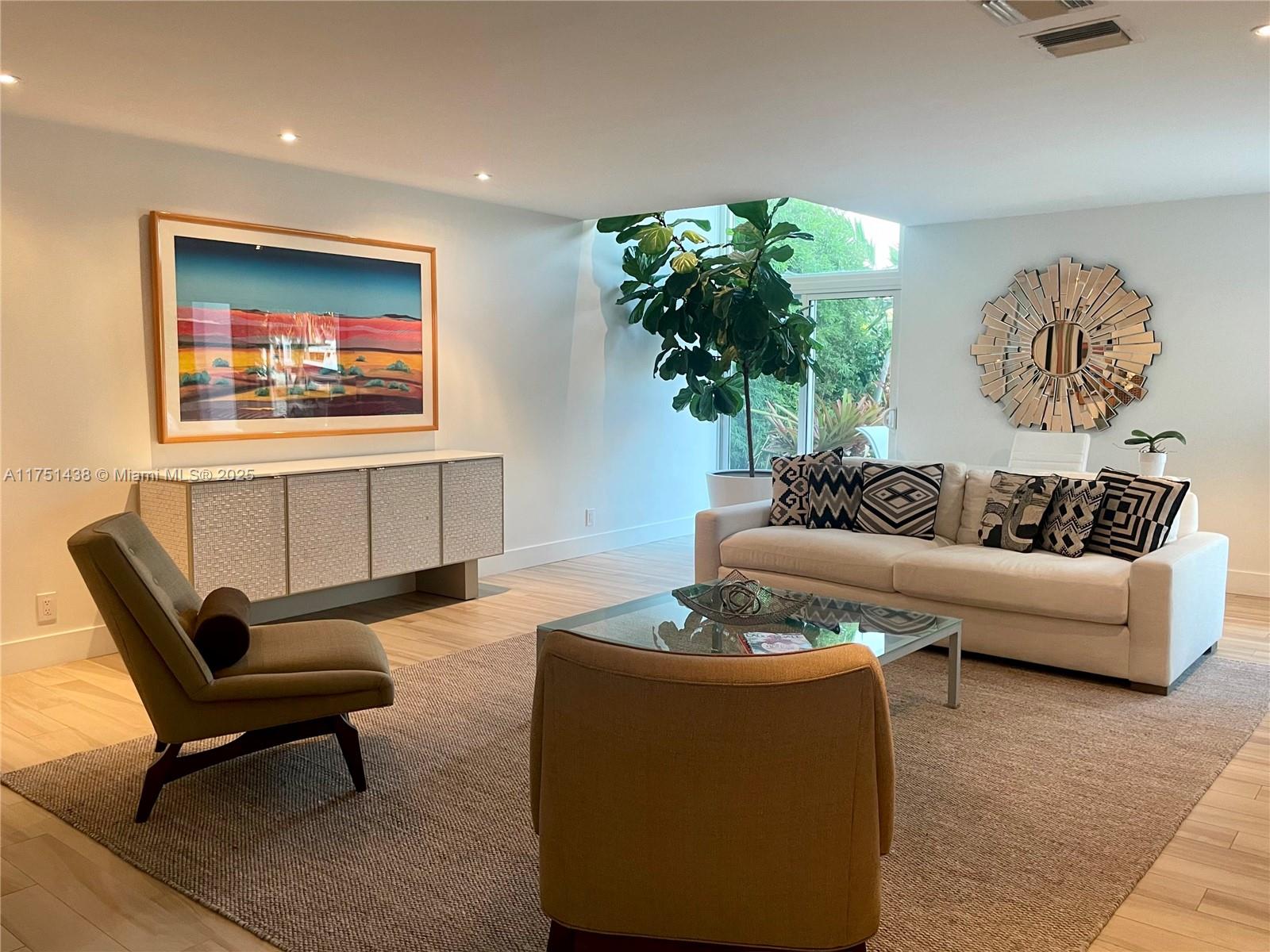 1701 SE 11th St Fort Lauderdale, FL 33316