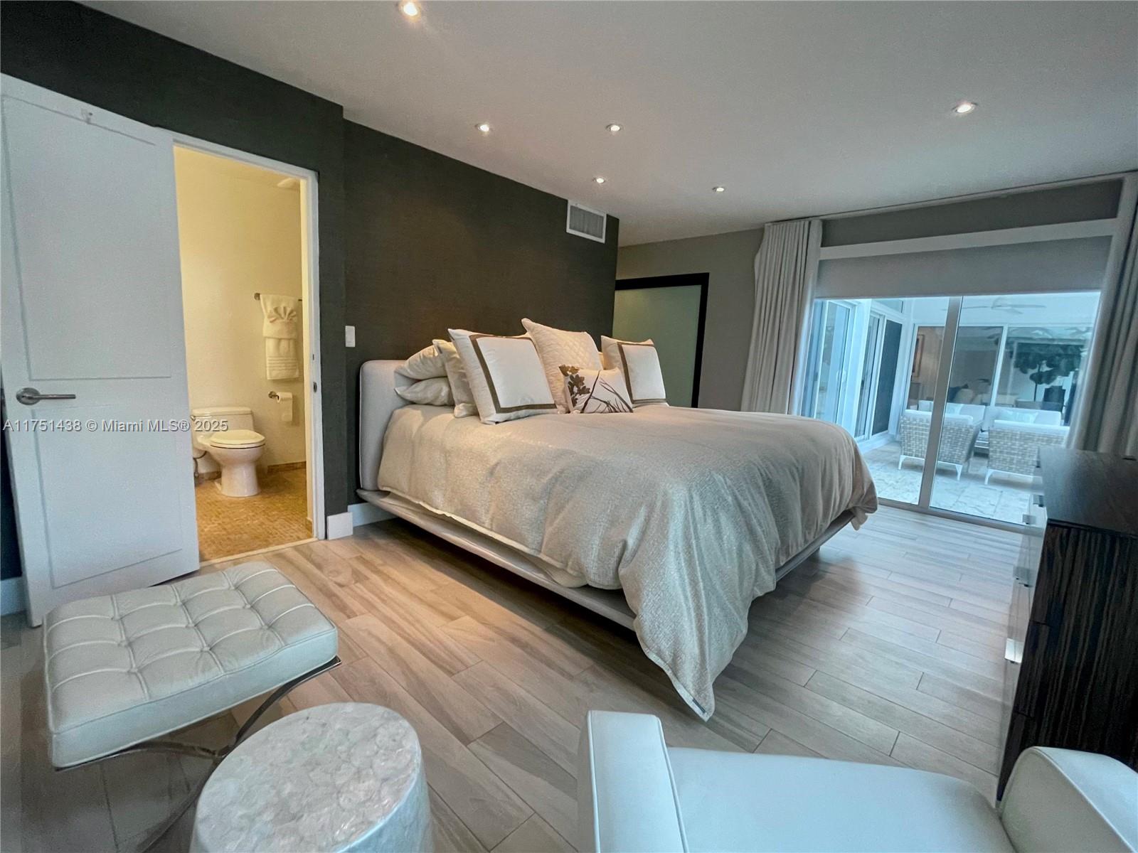 1701 SE 11th St Fort Lauderdale, FL 33316