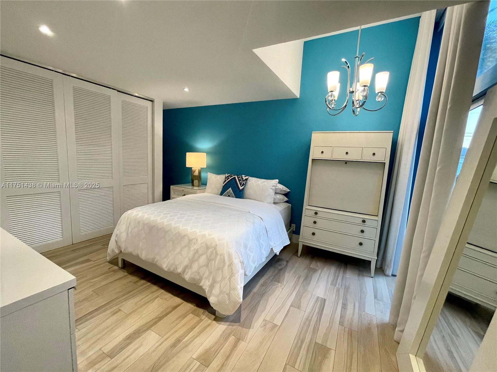 1701 SE 11th St Fort Lauderdale, FL 33316