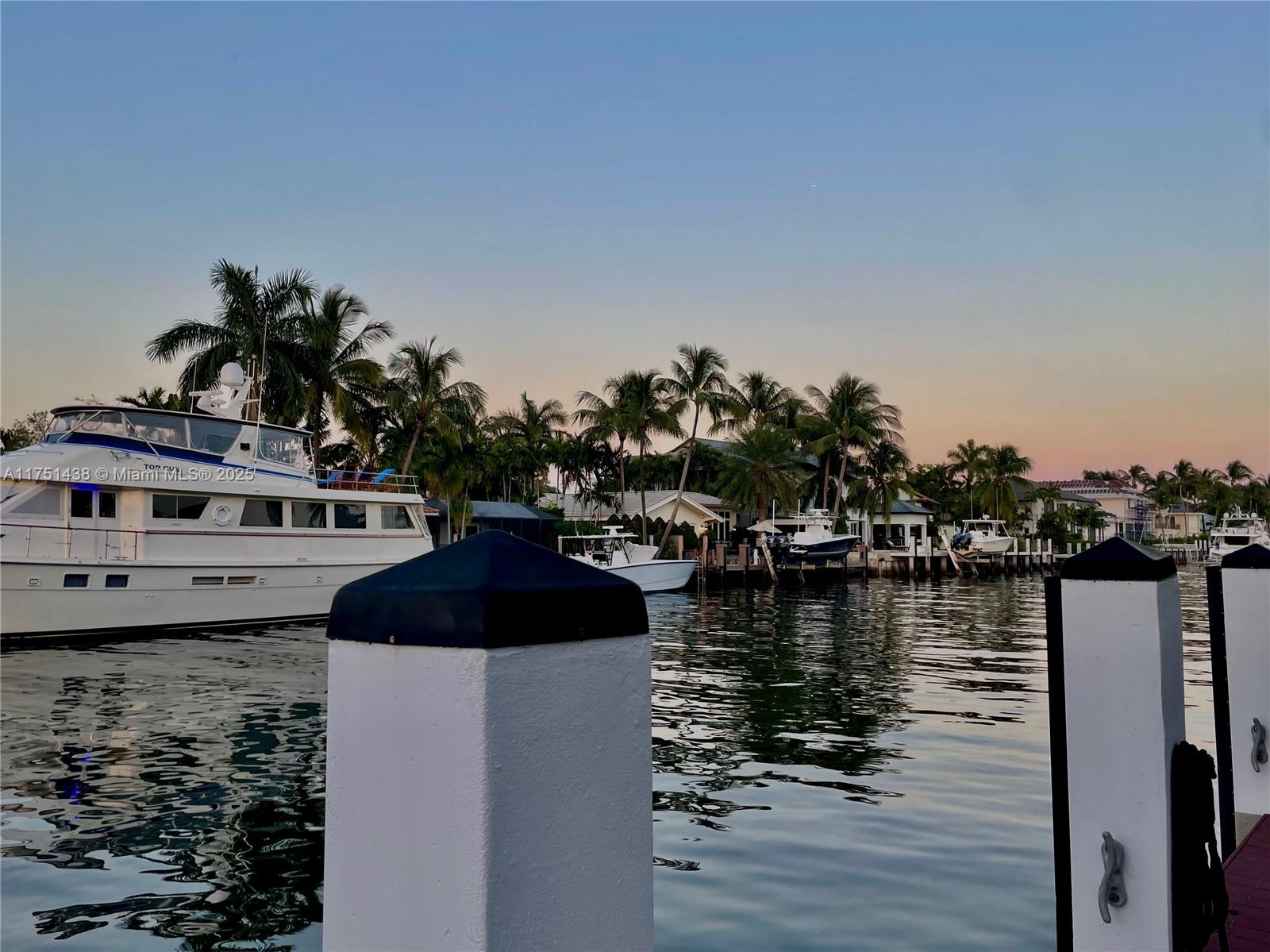 1701 SE 11th St Fort Lauderdale, FL 33316