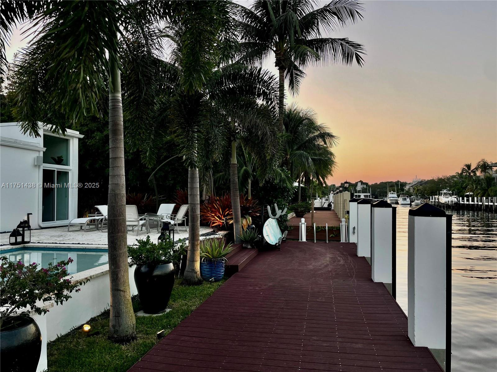 1701 SE 11th St Fort Lauderdale, FL 33316