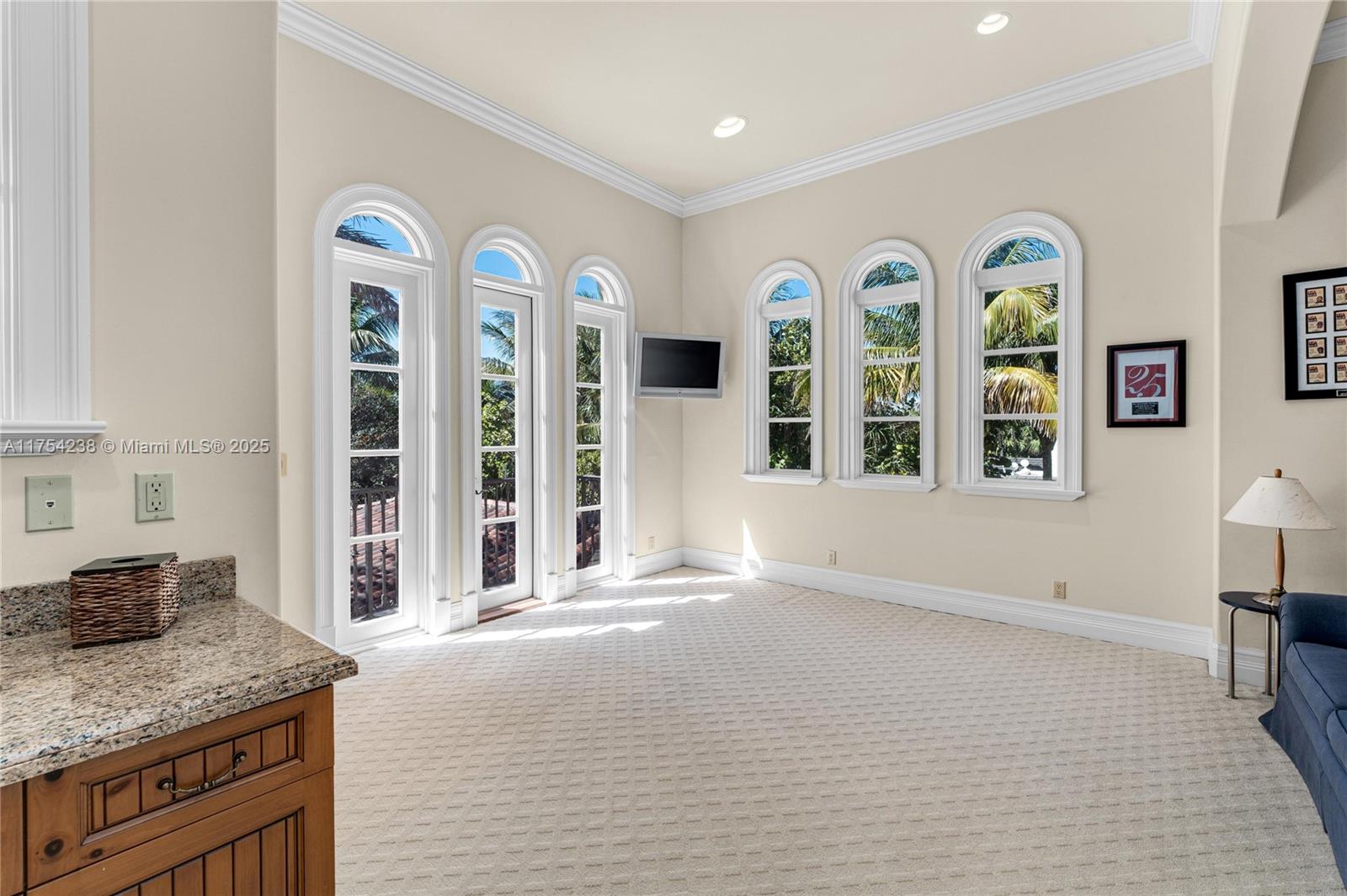 1091 Hillsboro Mile Hillsboro Beach, FL 33062