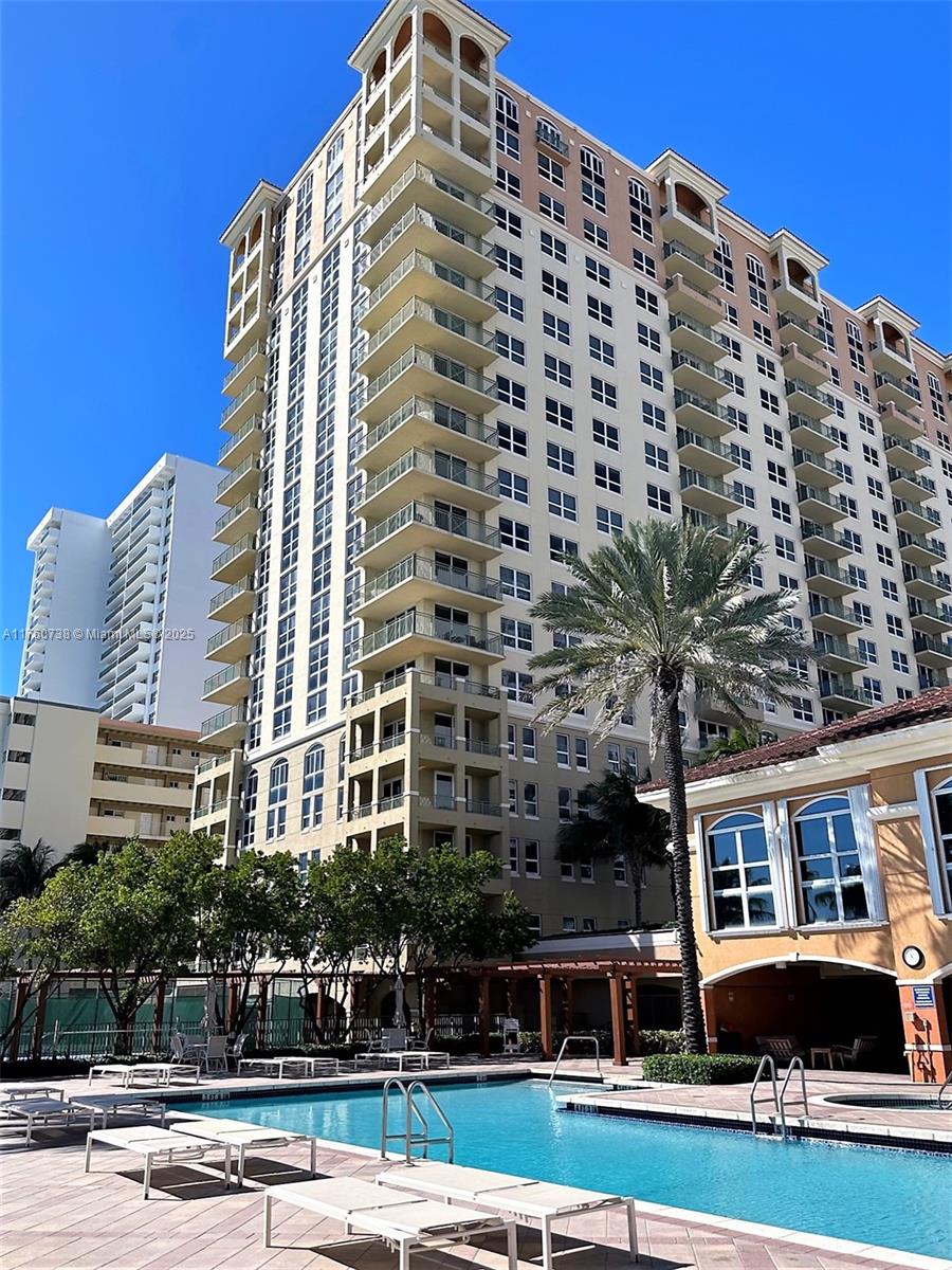 image 2080 Ocean Drive27