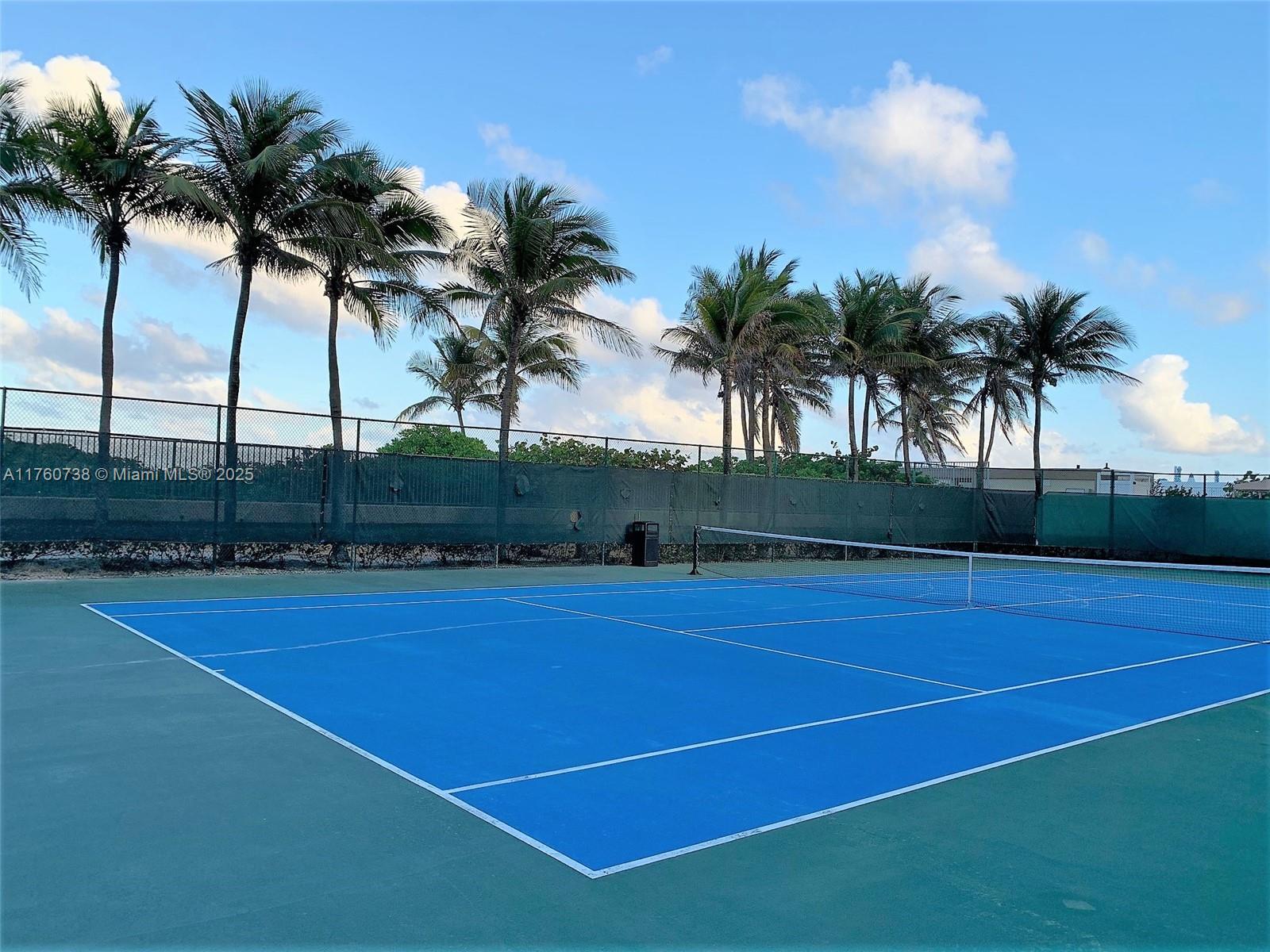 image 2080 Ocean Drive36