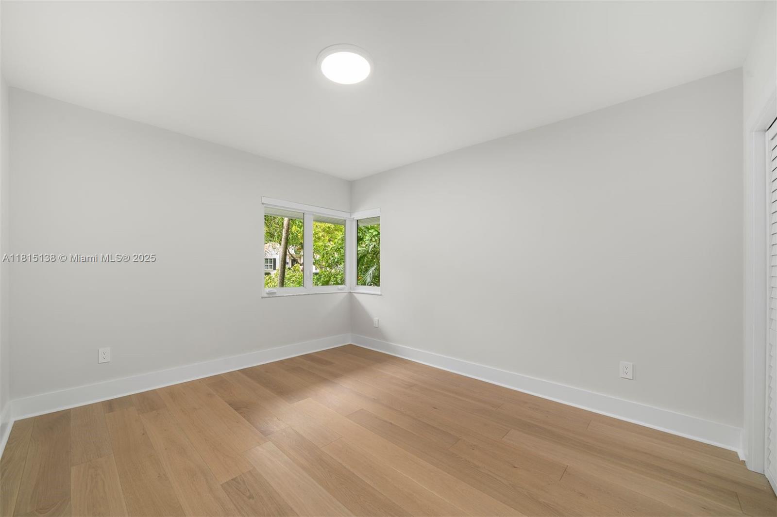 7155 Los Pinos Blvd Coral Gables, FL 33143