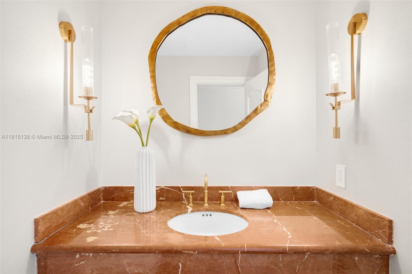 7155 Los Pinos Blvd Coral Gables, FL 33143