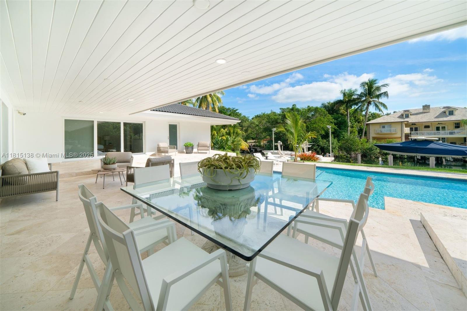 7155 Los Pinos Blvd Coral Gables, FL 33143