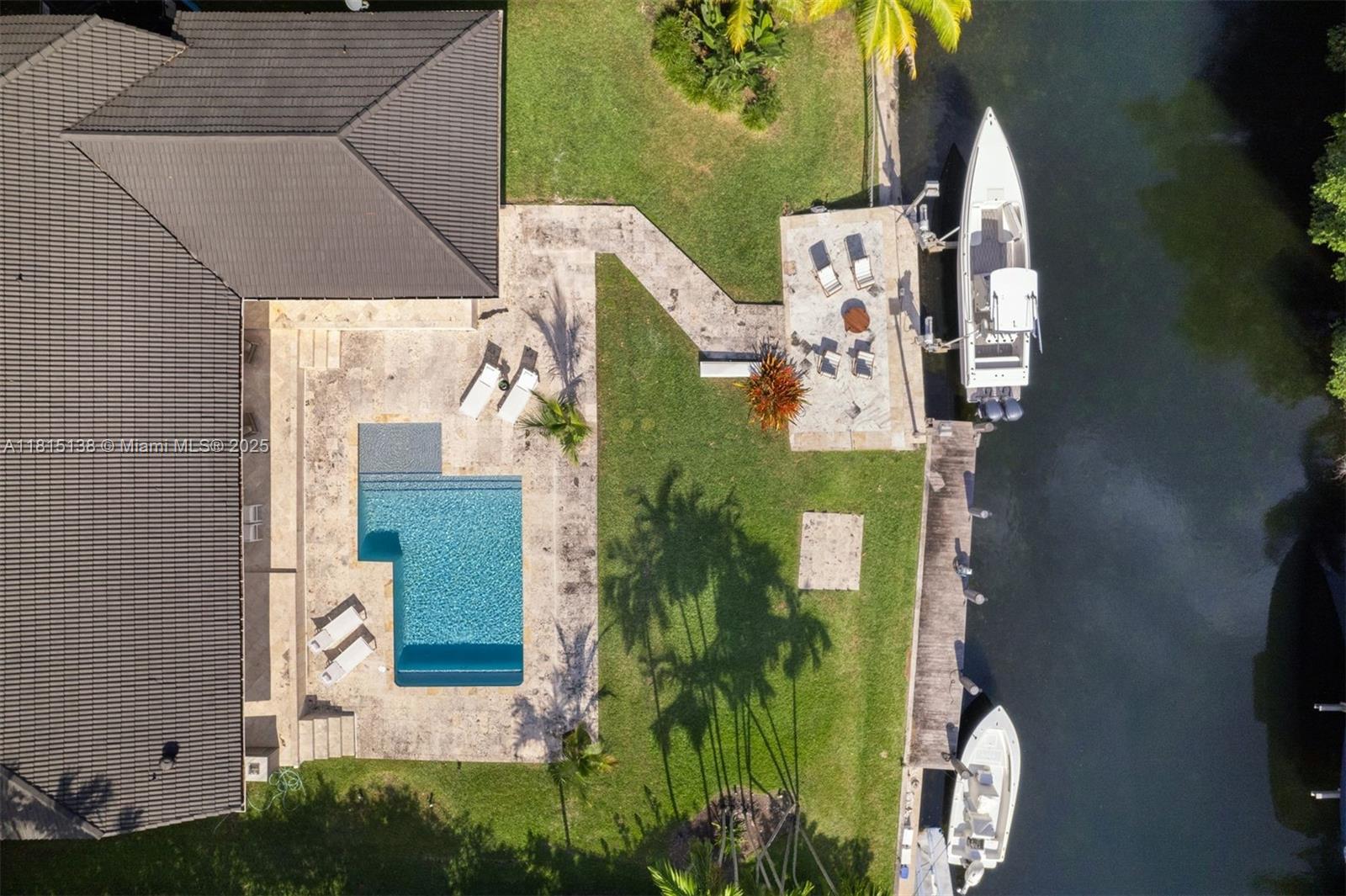 7155 Los Pinos Blvd Coral Gables, FL 33143