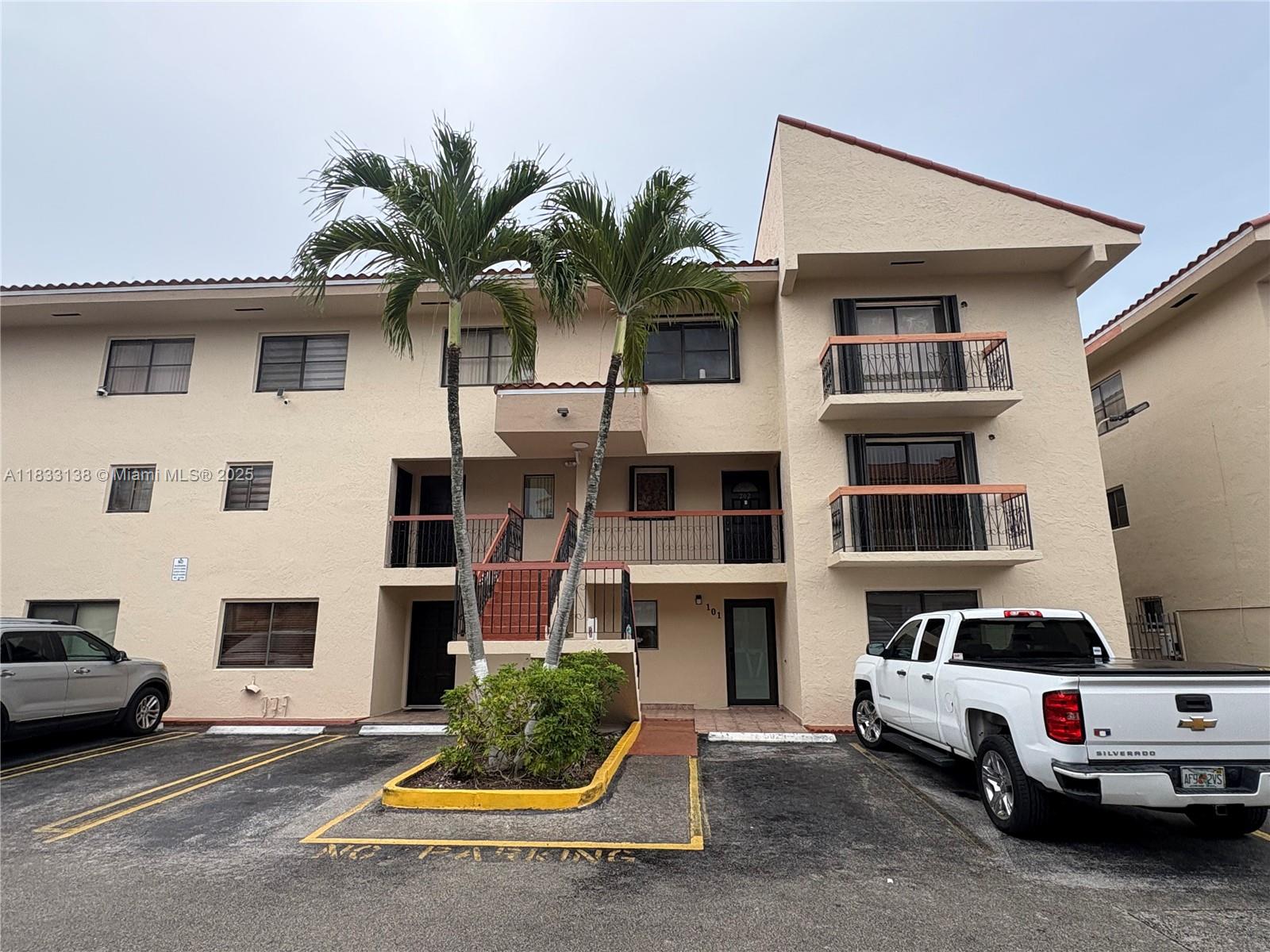 5625 W 26th Ct #201