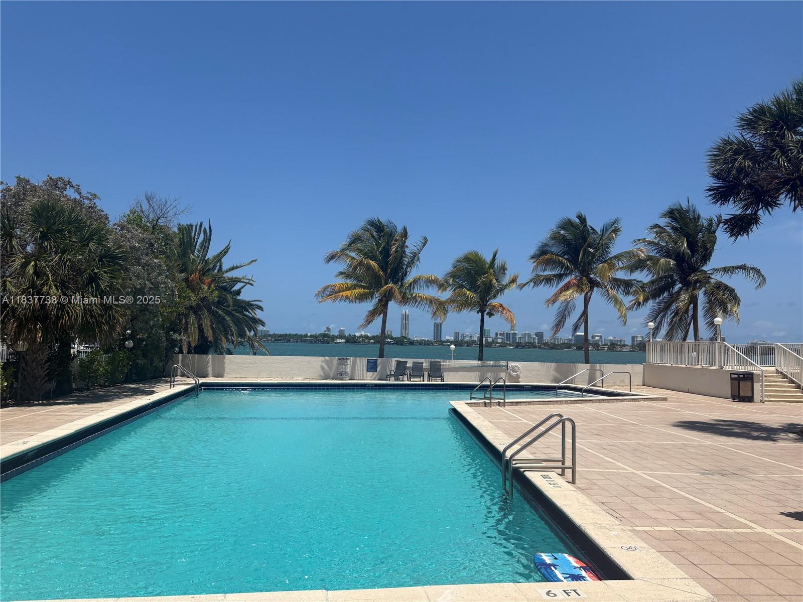 image CARIBBEAN TOWERS16