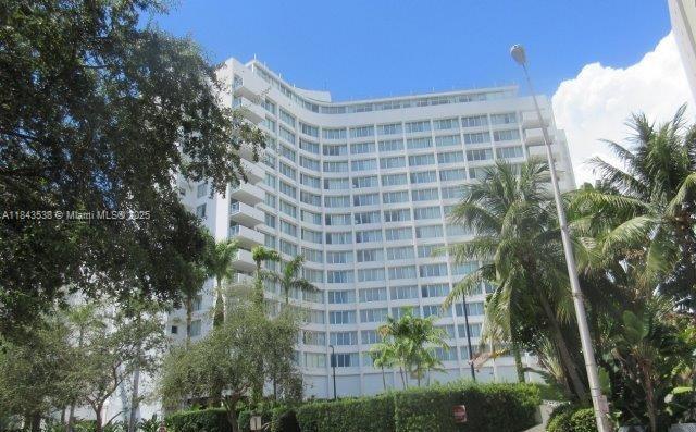 1100 West Ave #703
