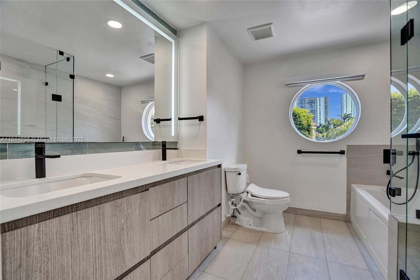 3757 Ne 208th Ter Aventura, FL 33180