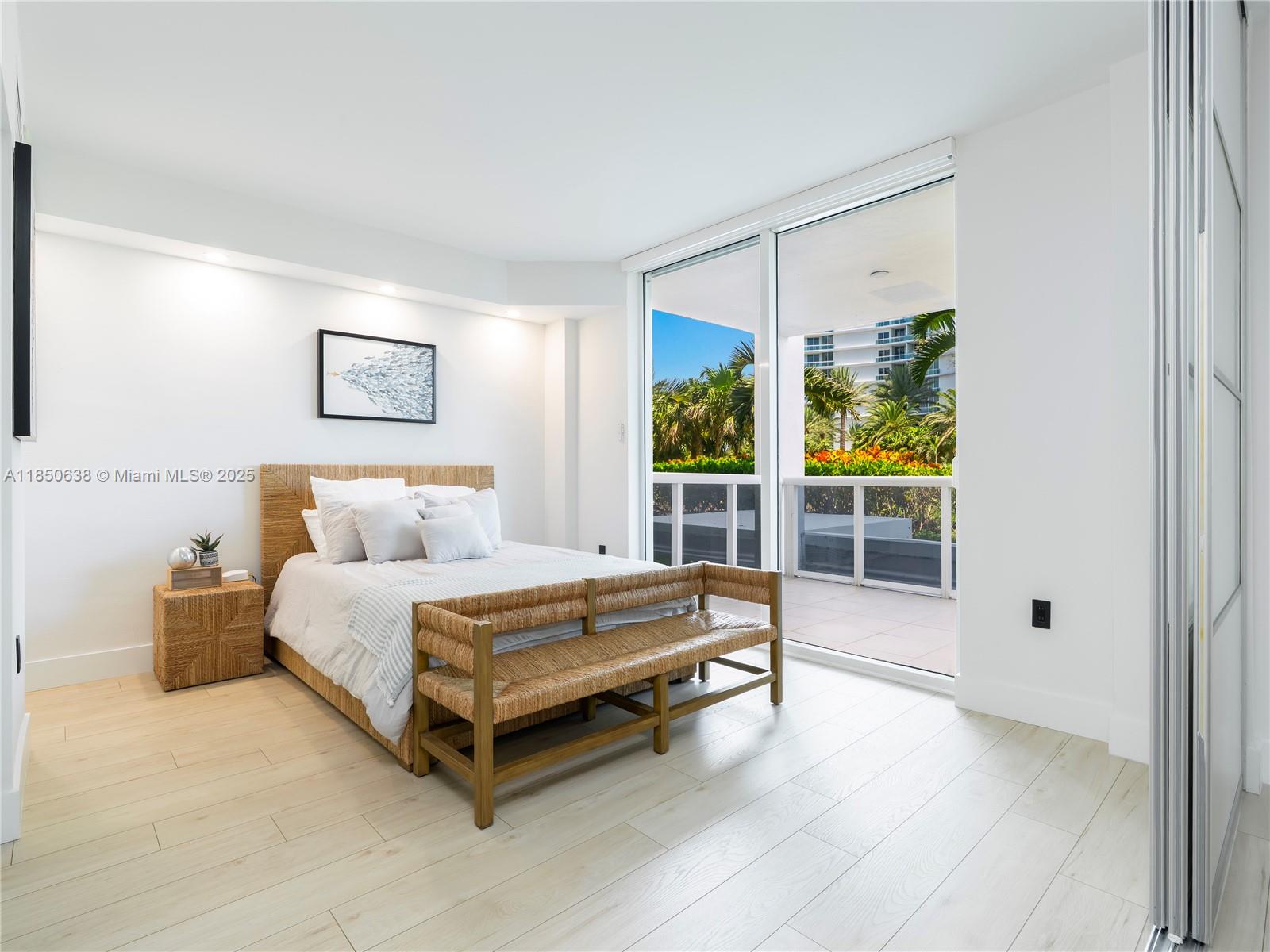 image Harbour House12