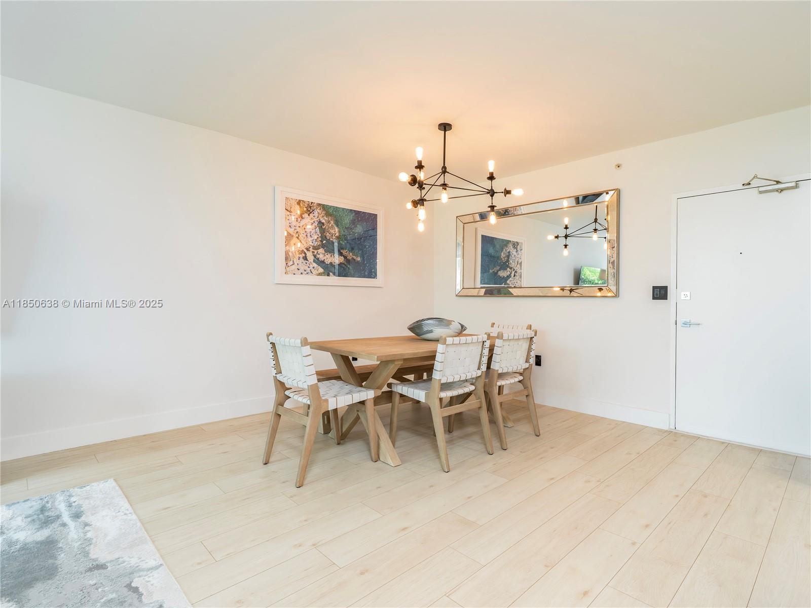 image Harbour House8