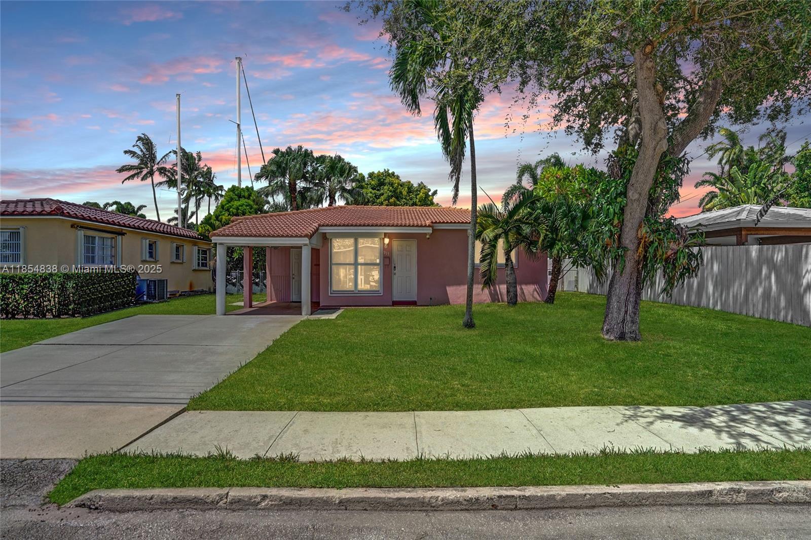 917 Mandarin Isle