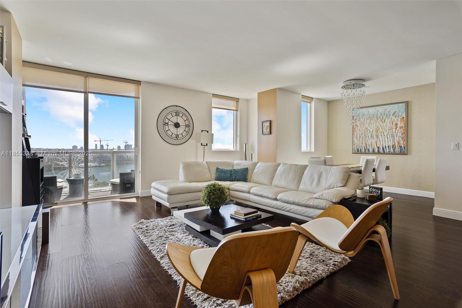 244 Biscayne Blvd #1803
