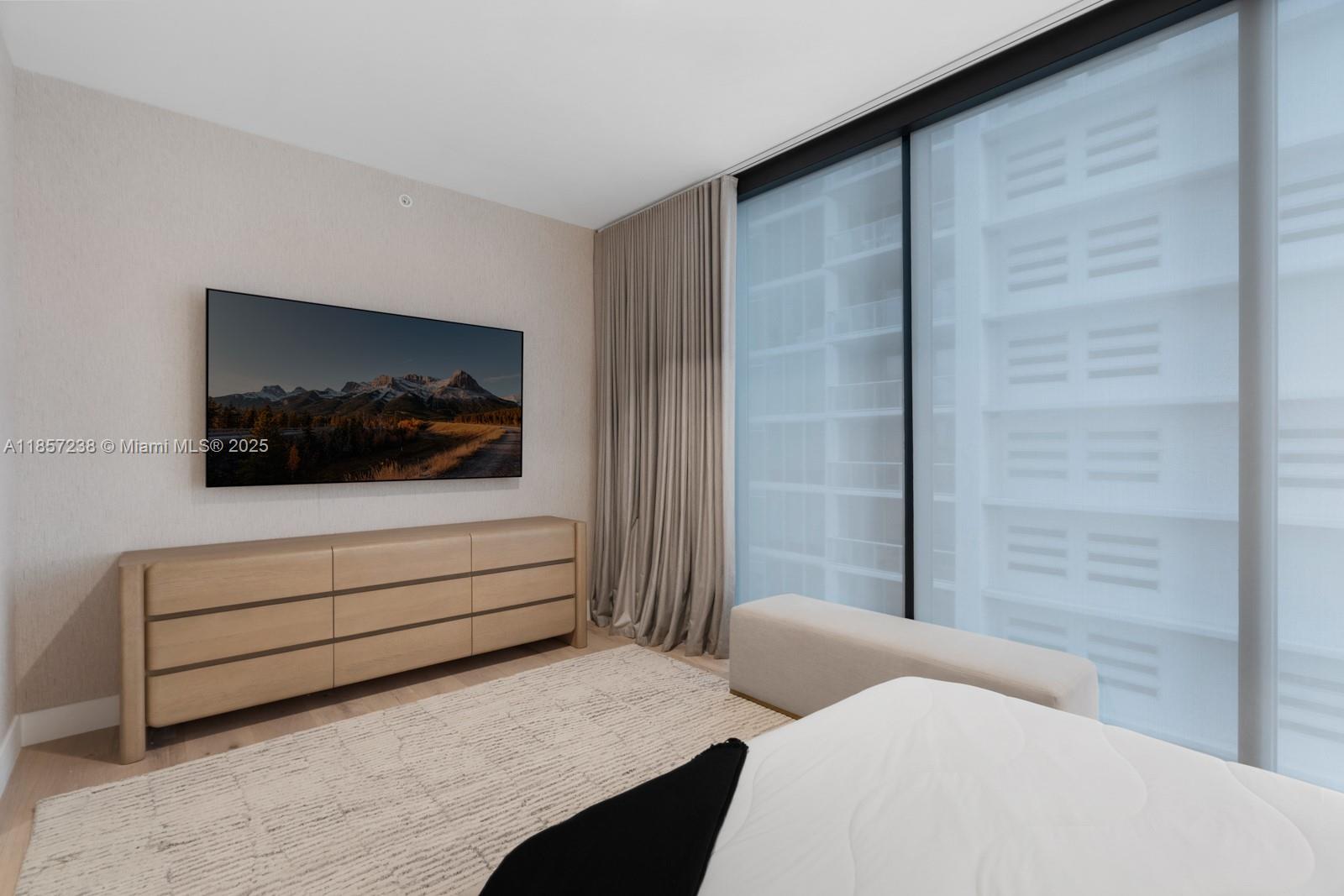 image One Thousand Museum Condo22