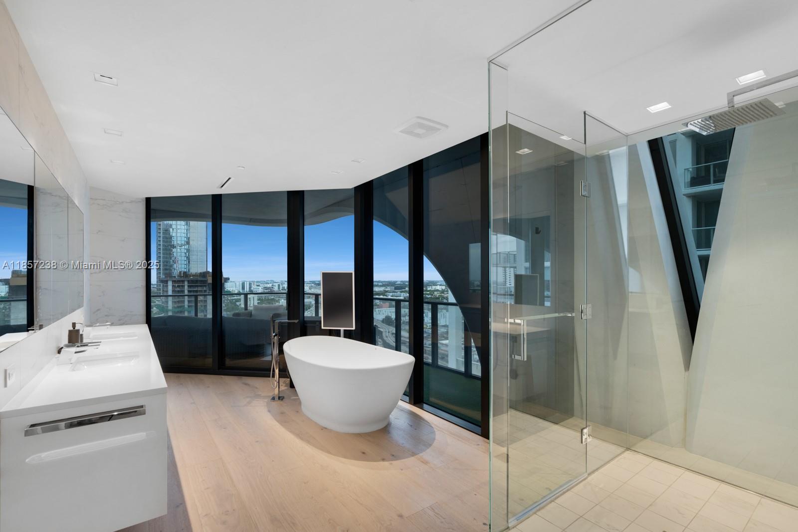 image One Thousand Museum Condo23