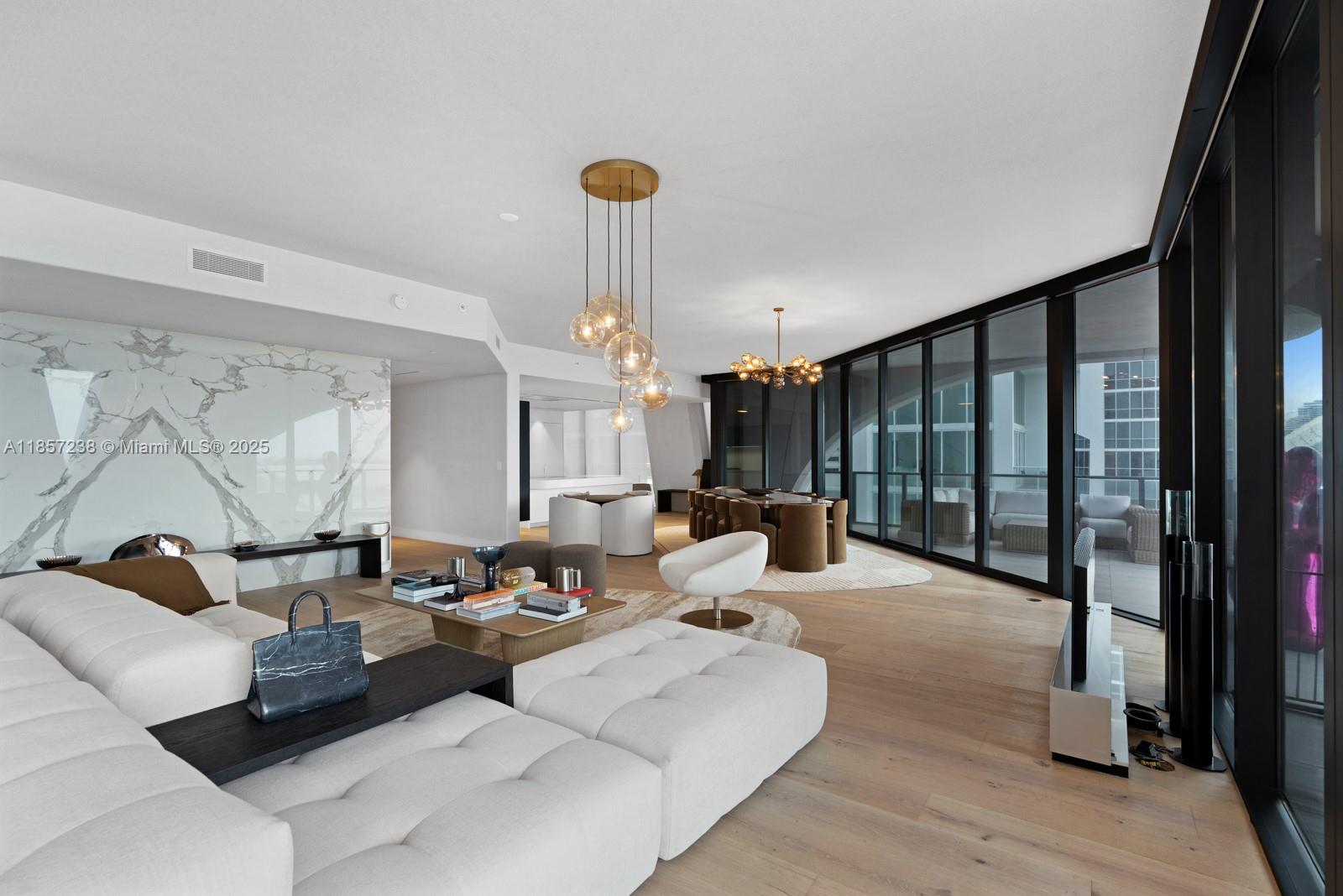 image One Thousand Museum Condo4