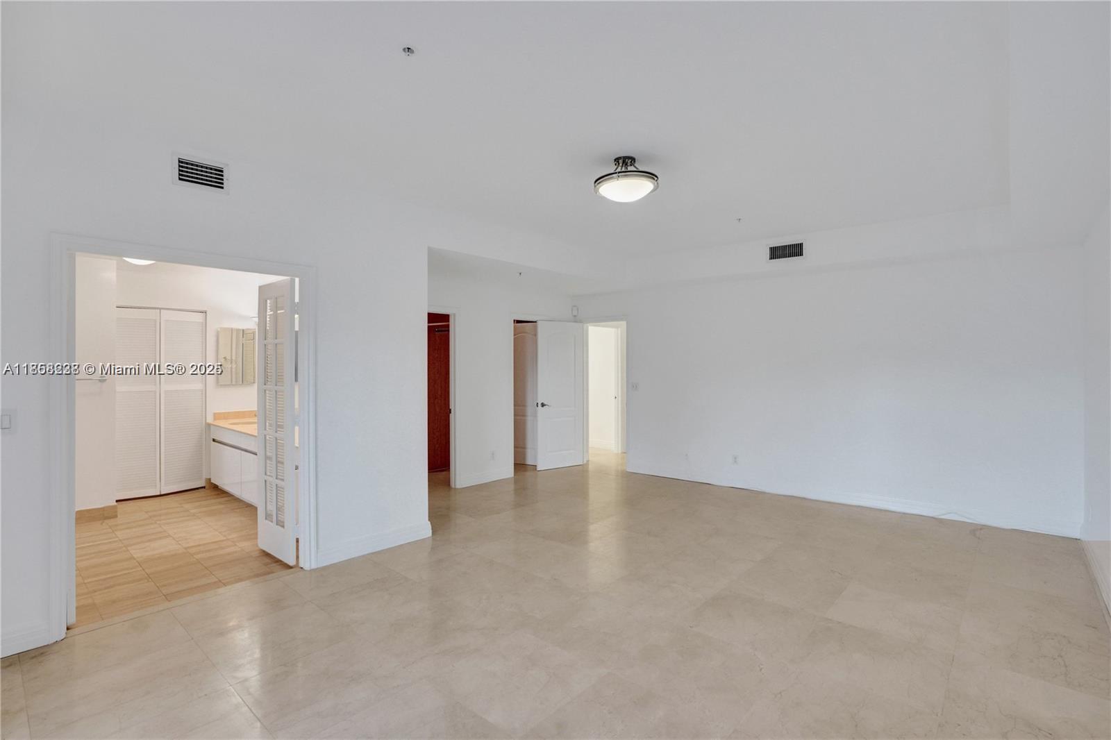 1415 Sunset Harbour Dr #202 Miami Beach, FL 33139