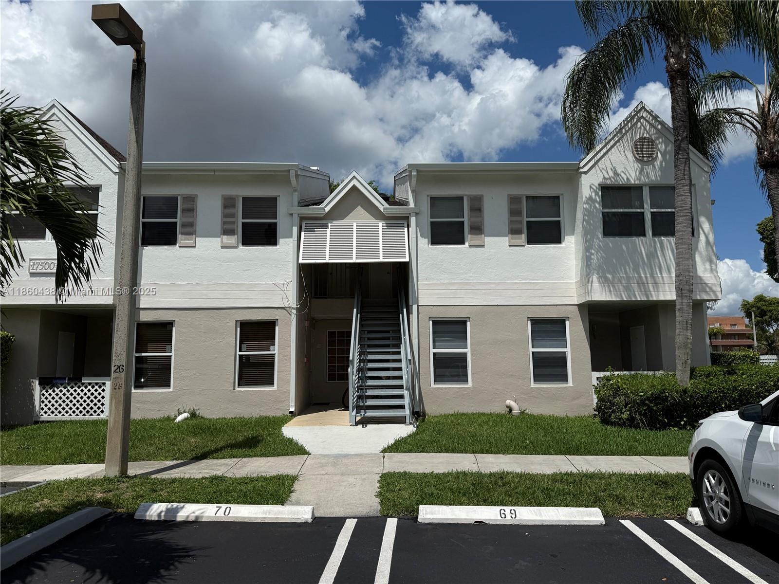 17500 NW 67th Pl #M-4