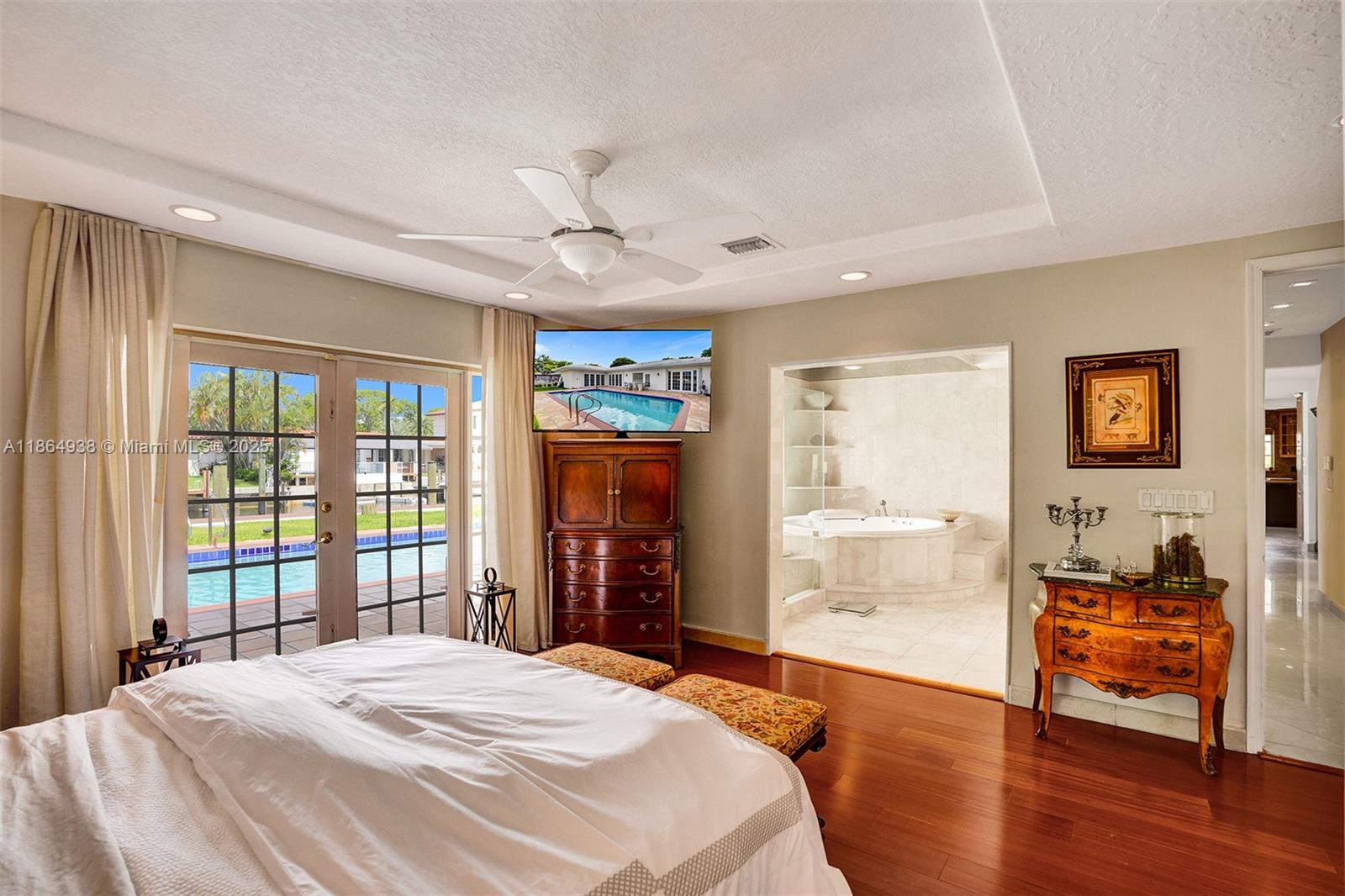 12840 Hickory Rd North Miami, FL 33181