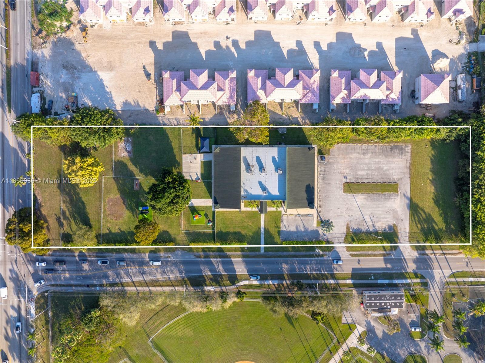 1200 NE 8th St Homestead, FL 33033