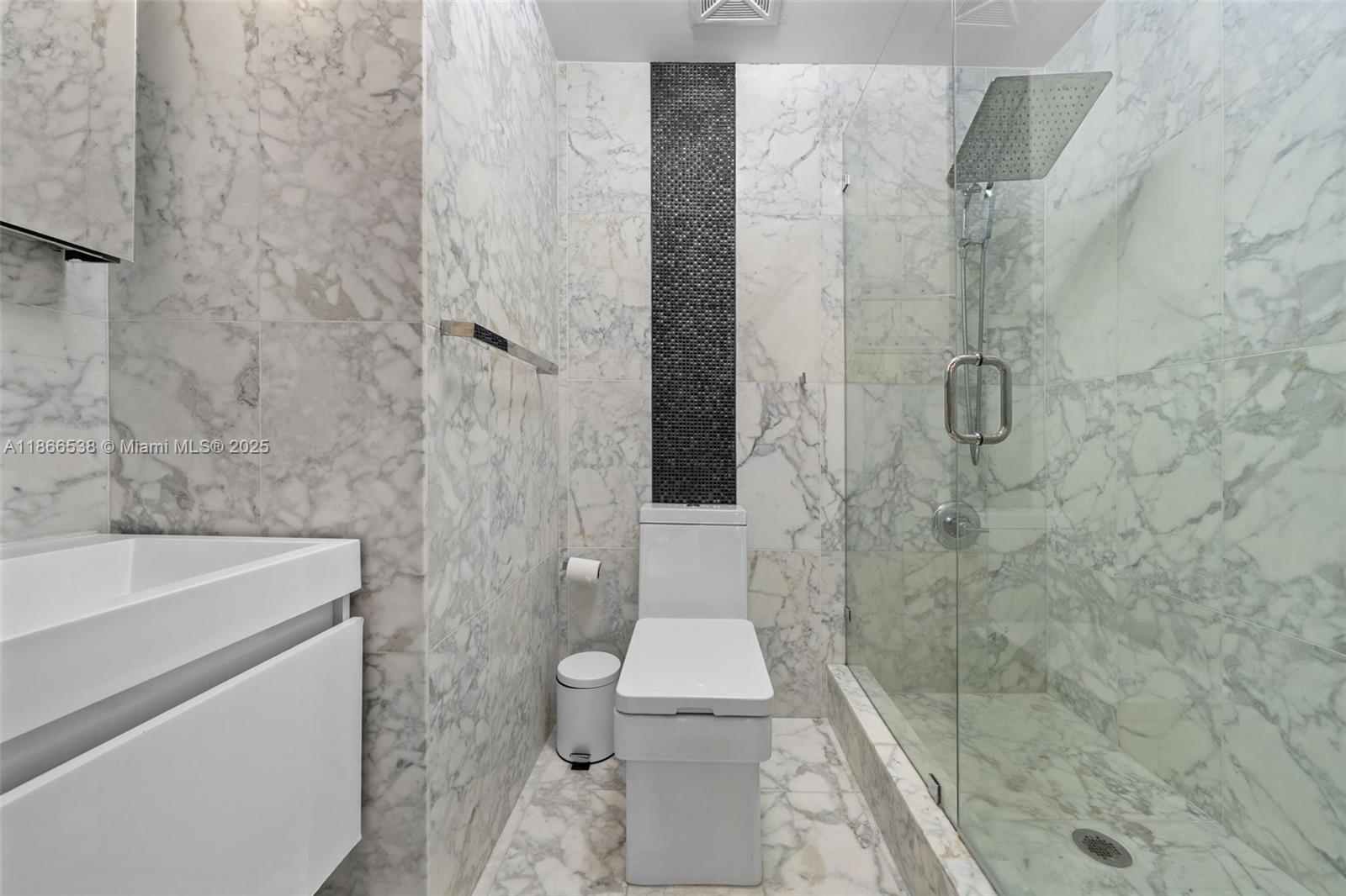 image INFINITY AT BRICKELL16