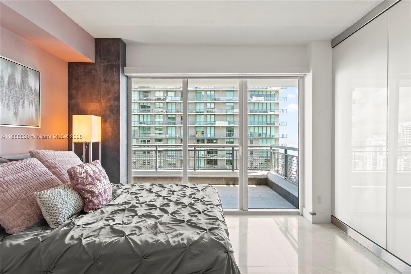 image INFINITY AT BRICKELL17