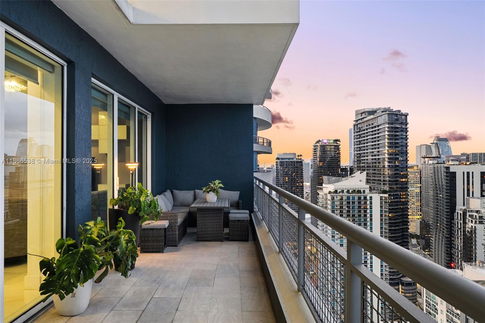 image INFINITY AT BRICKELL19