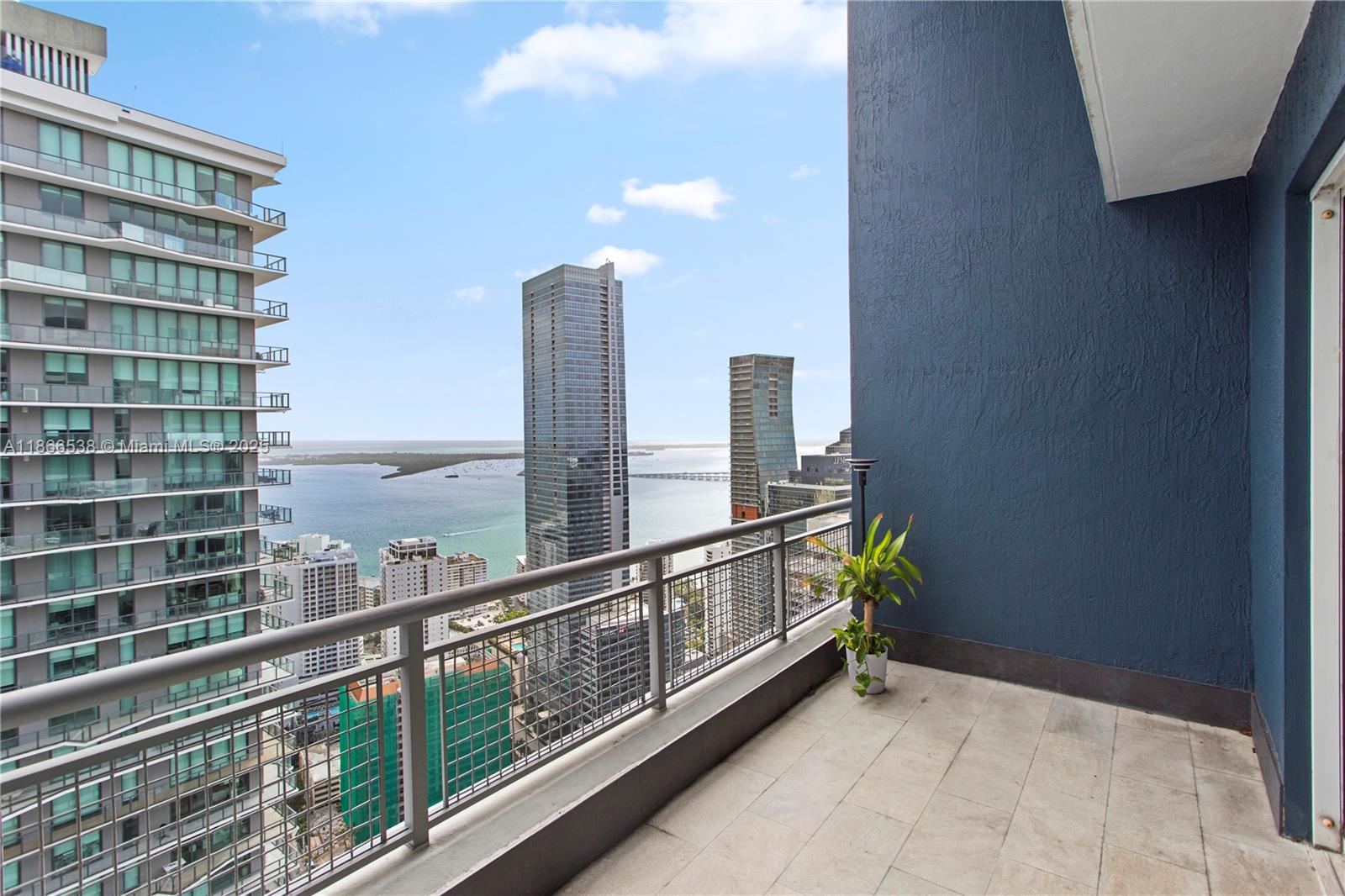 image INFINITY AT BRICKELL22