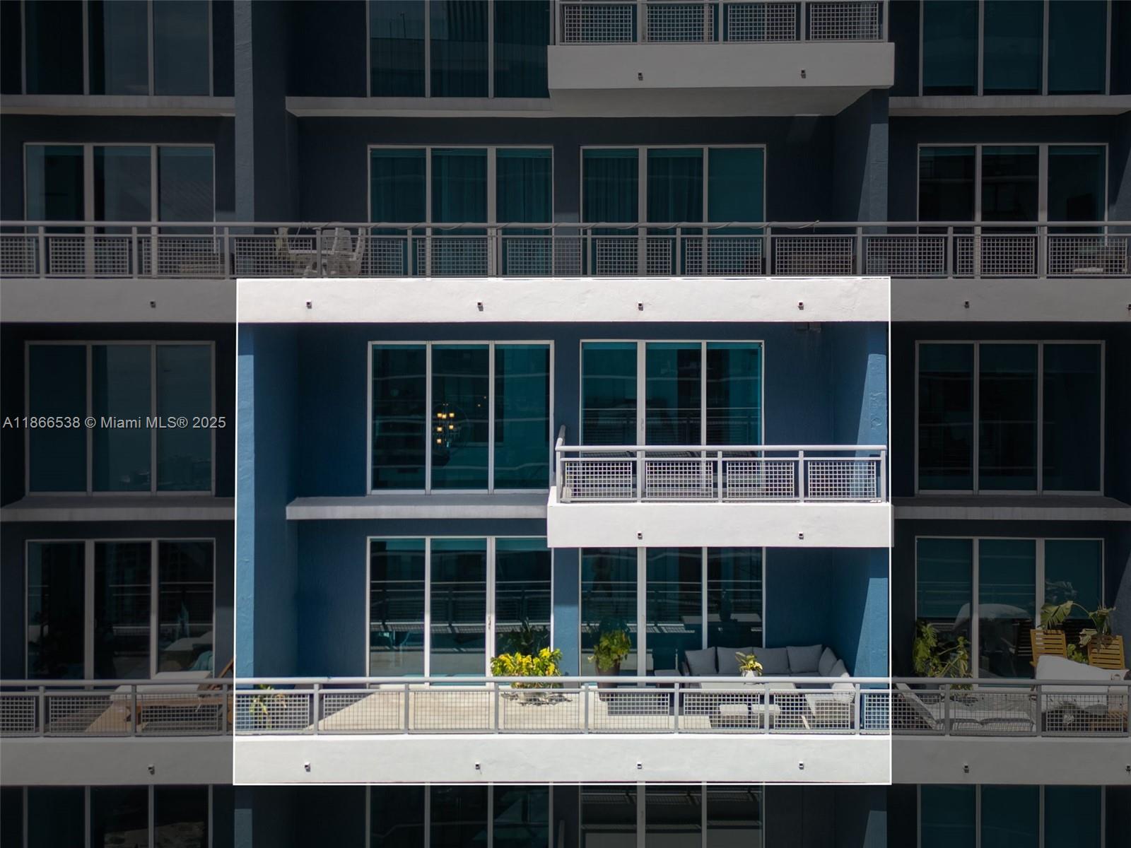 image INFINITY AT BRICKELL23