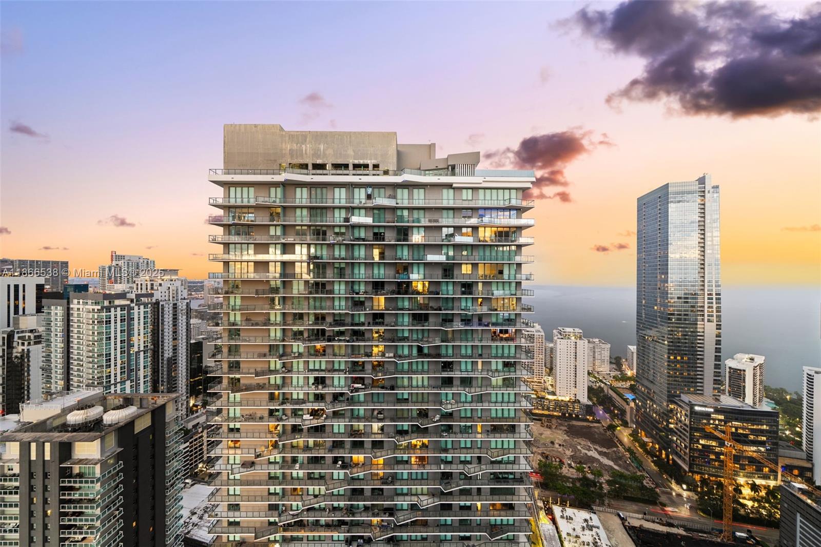 image INFINITY AT BRICKELL7