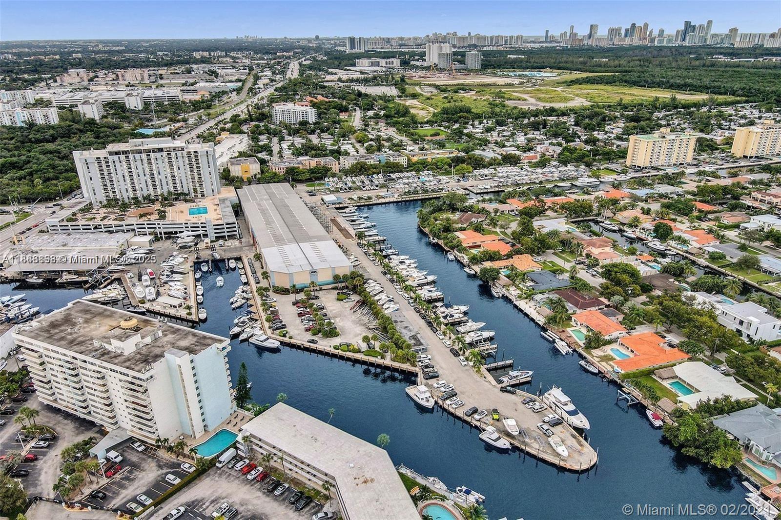 13499 Biscayne Blvd #606