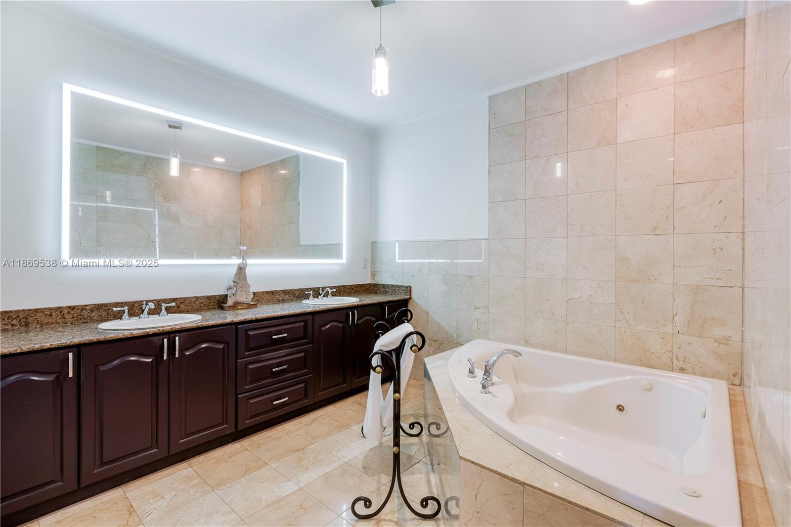 4001 Santa Maria St Coral Gables, FL 33146